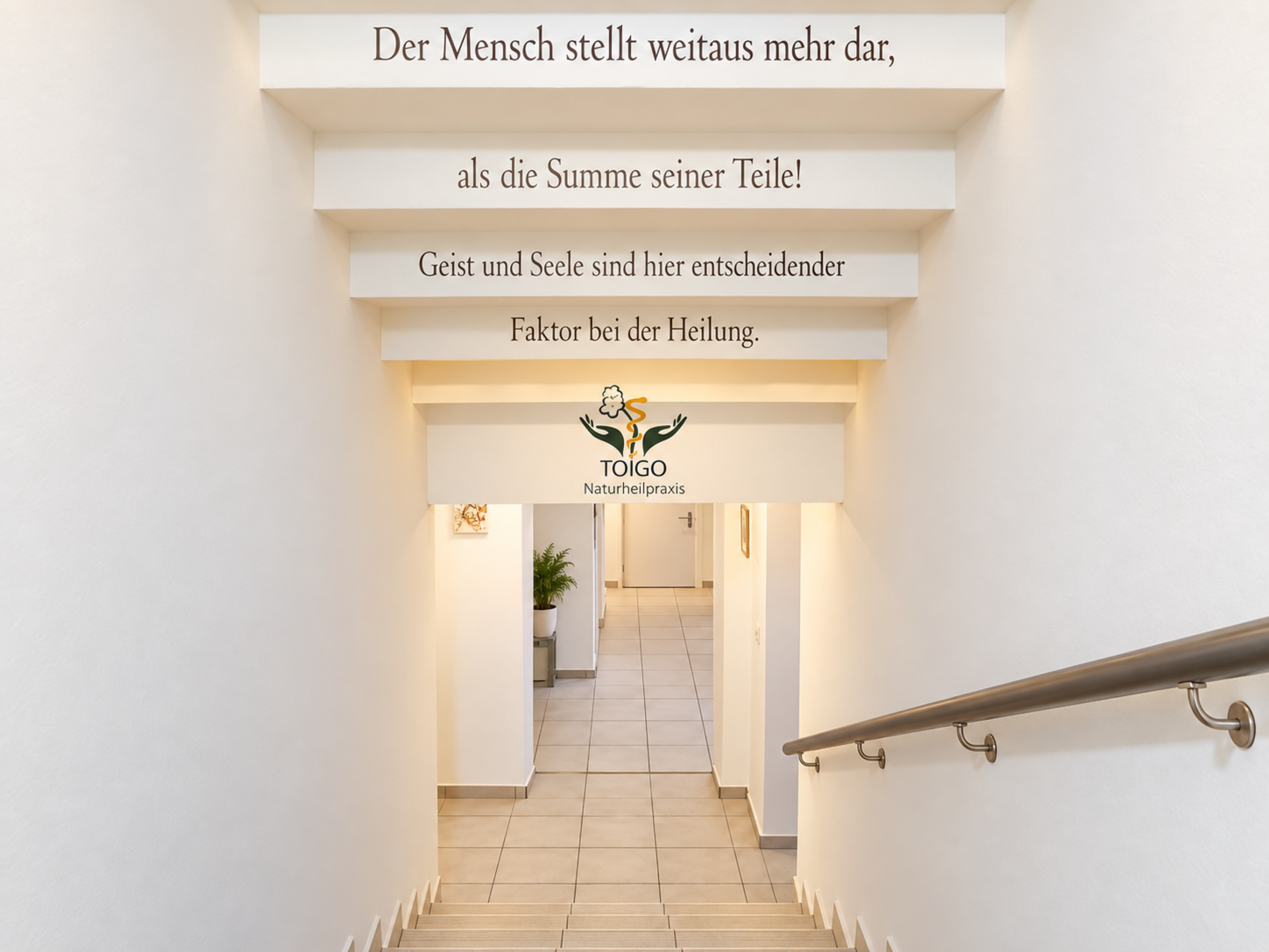 Treppenabgang zur Naturheilpraxis